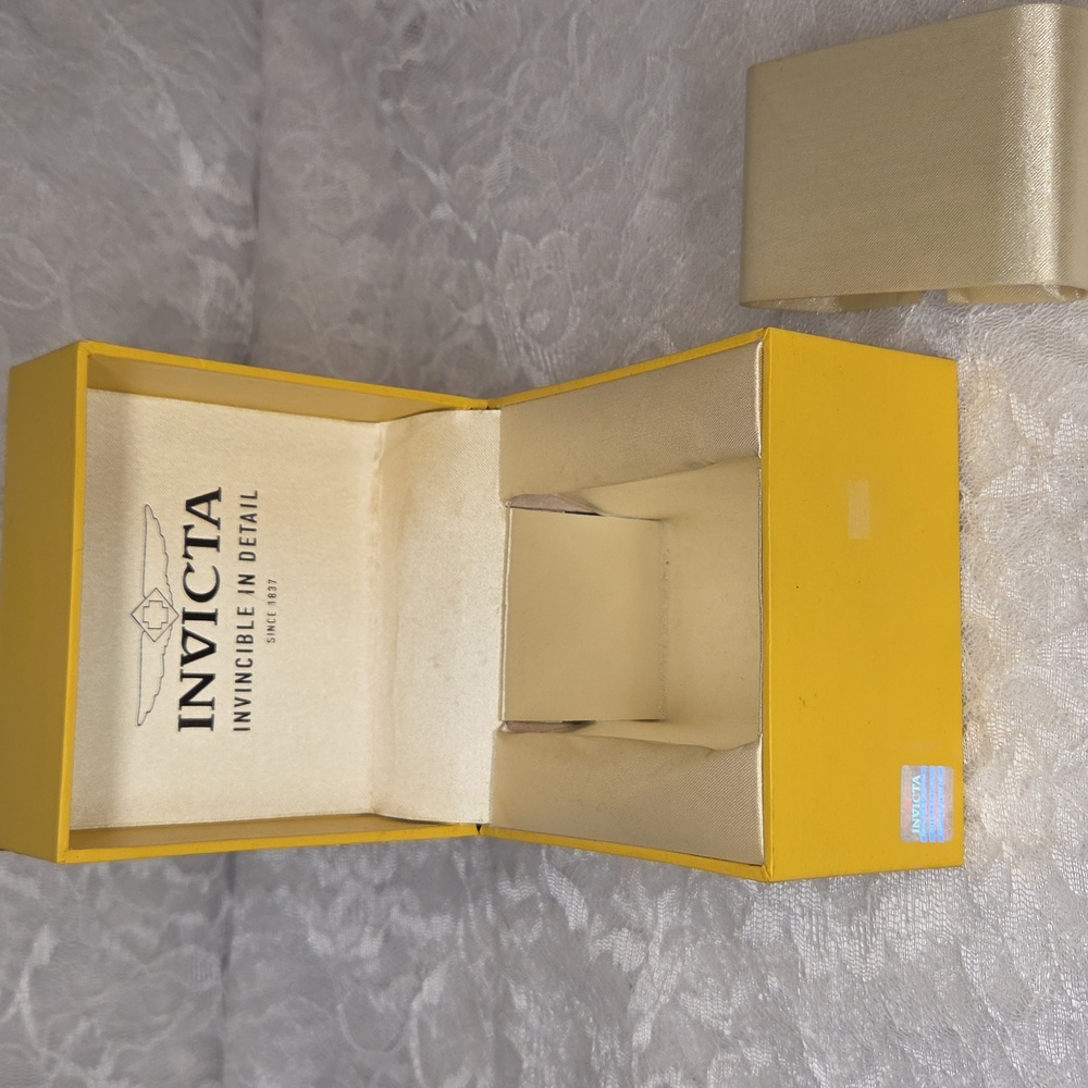 Invicta: Watch Case - Picture 6 of 7